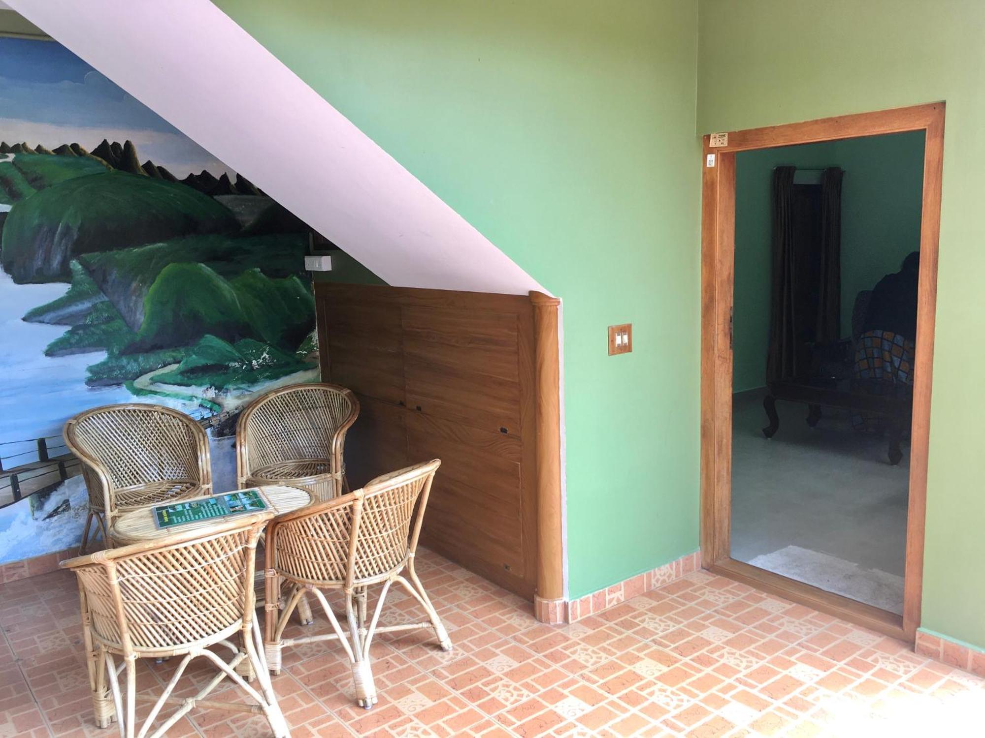 Panthalams Homestay Thekkady Exterior foto